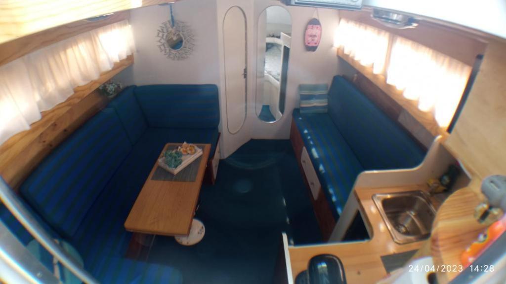 Encantador Barco En Barcelona Сант Адриа де Бесос Екстериор снимка